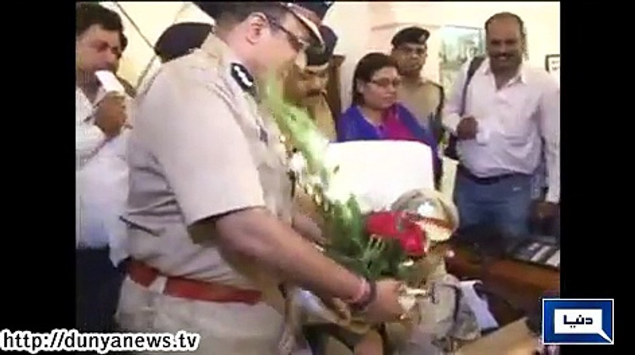 Dunya News - 10-year-old terminally-ill boy becomes Hyderabad Police chief for a day