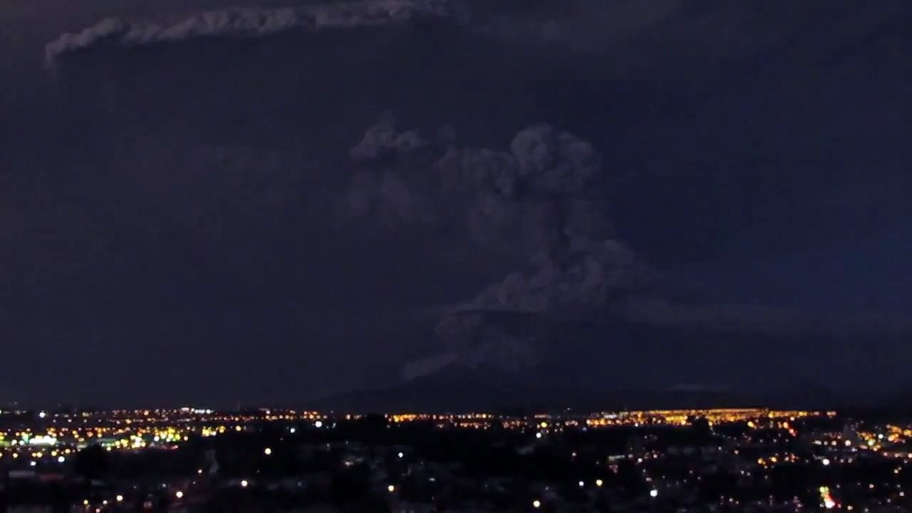 Calbuco volcano 2015 plinian eruption by night