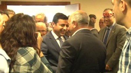 Demirtaş'tan Davutoğlu'na Yanıt: 'Taksim İşçinin, Bizim Kâbe'mizdir' Demedim