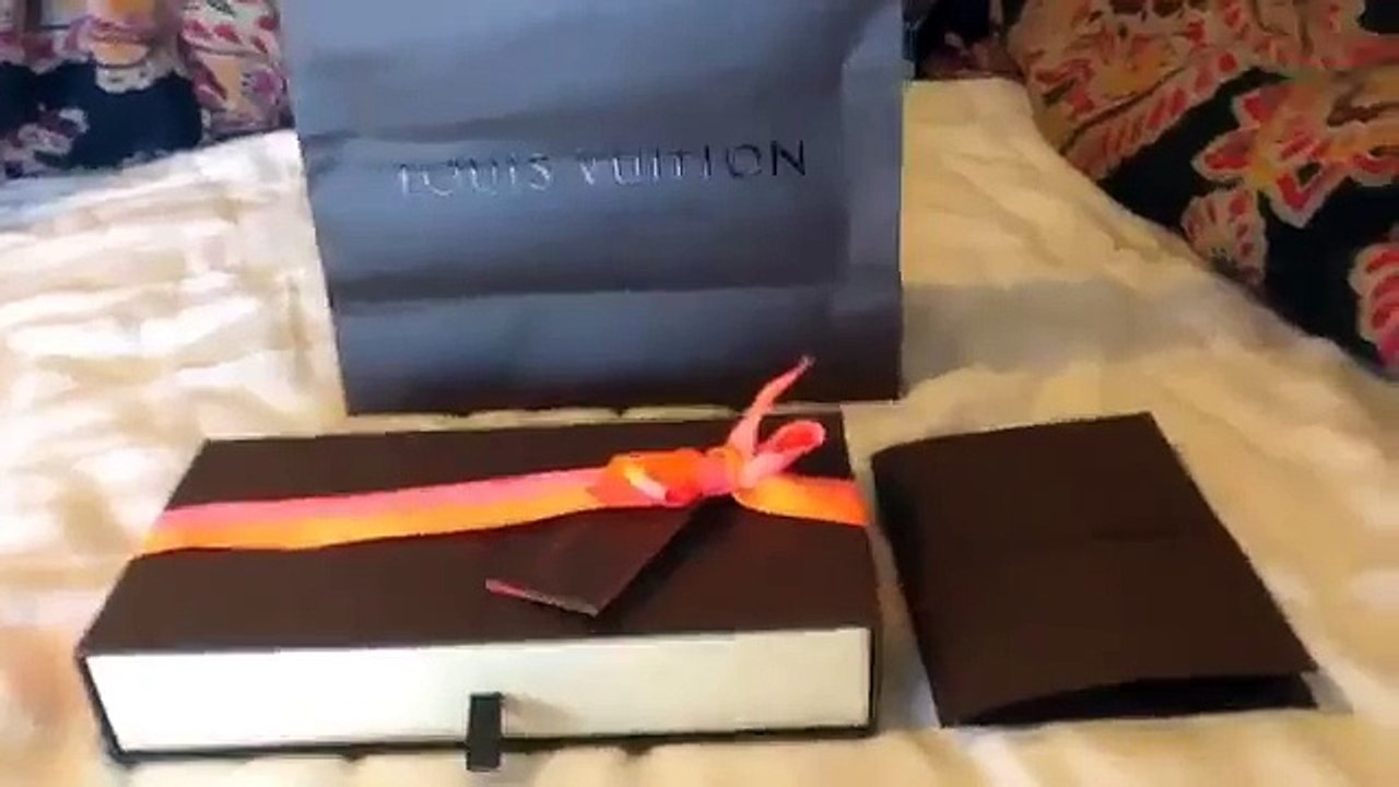 Unboxing Louis Vuitton Boetie Wallet
