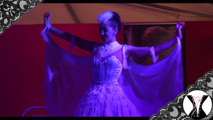 Silk Ribbon Sisters e Attilio Reinhardt in "LA RIVISTA BURLESCA"