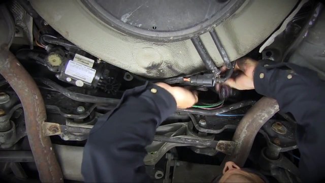Replacing the Audi allroad quattro Air Suspension Compressor with an Arnott WABCO P-2134