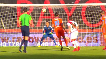 Diego Alves leva frango impressionante contra o Rayo