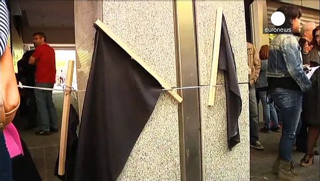 Griechenland: Proteste in Athen - Attacke auf Varoufakis