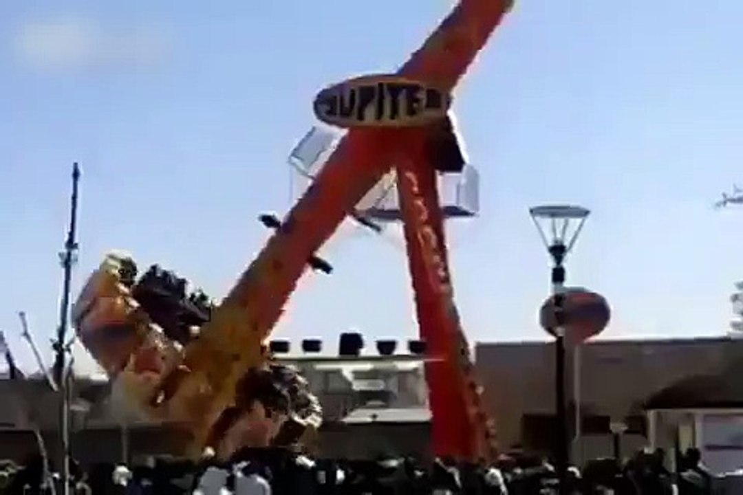 Choquant : Accident au manège Jupiter !