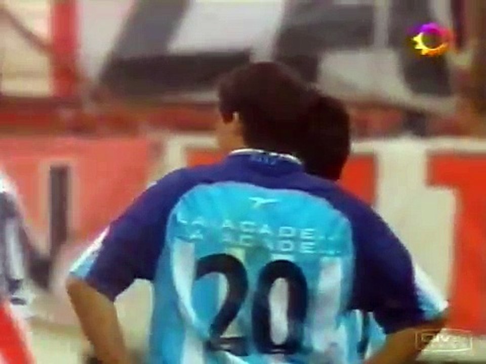 El mejor video de la historia - River Plate - Gol de cuevas a racing