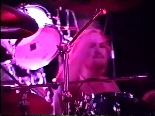 STP - Sex Type Thing (live)