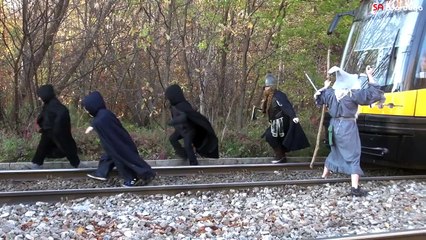 241# Un Gandalf polonais arrête un tramway en marche