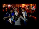 المئات يرقصون ويحتفلون بفوز السيسي في انتخابات الرئاسة بميدان أم كلثوم بالمنصورة