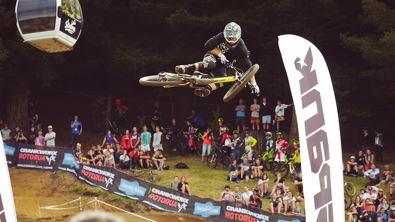 The Ultimate Highlight Reel From Crankworx Roto...