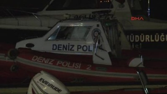 İzmir Önce Bıçakladı, Sonra Denize Atlayıp Kaçmaya Çalıştı