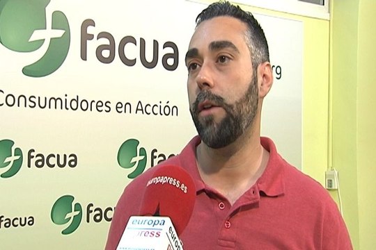 Facua insta a denunciar ante bloqueo cuentas