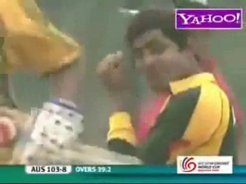 Umar Akmal Bowling ● 1st Wicket ● Rare Video