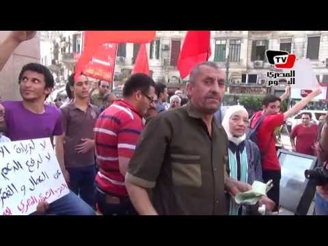 في عيد العمال.. وقفة لعشرات العمال بميدان طلعت حرب للمطالبة بحقوقهم