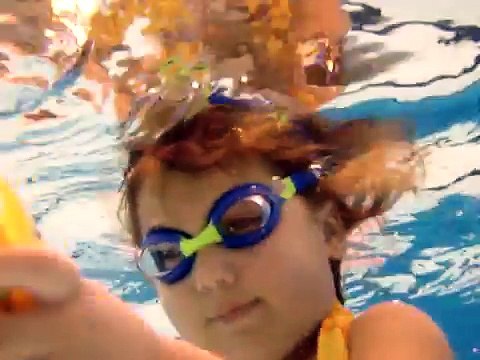 Swimming underwater baby/kid/toddler - 3yo Very Cute