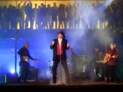 Trace Adkins - (This Ain't) No Thinkin' Thing