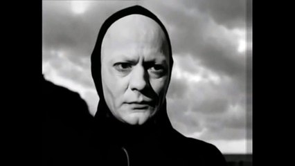 The Seventh Seal - The knight meets Death [English sub]