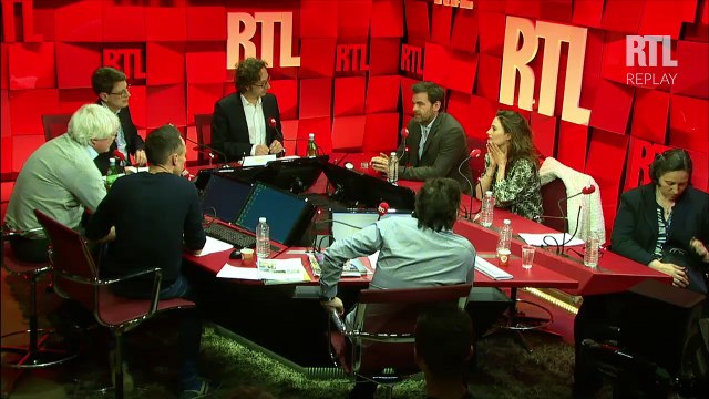 Stéphane Bern reçoit Clovis Cornillac et Mélanie Bernier dans A LA BONNE HEURE du 01-05-2015 part 1-3