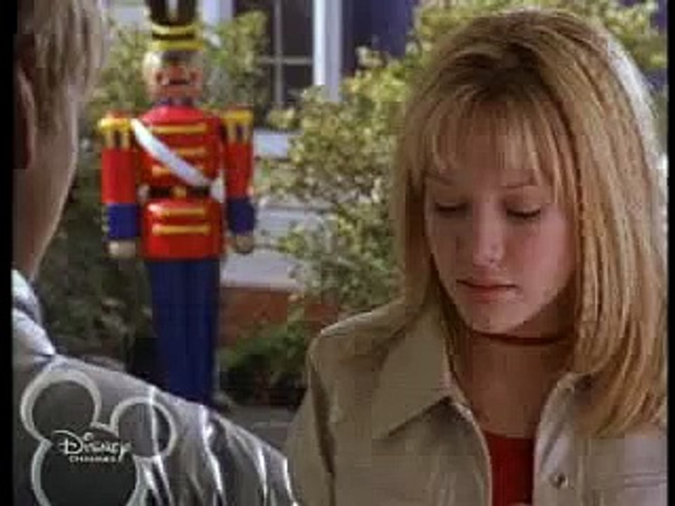 Lizzie Mcguire - Aaron Carter & Hilary Duff kiss
