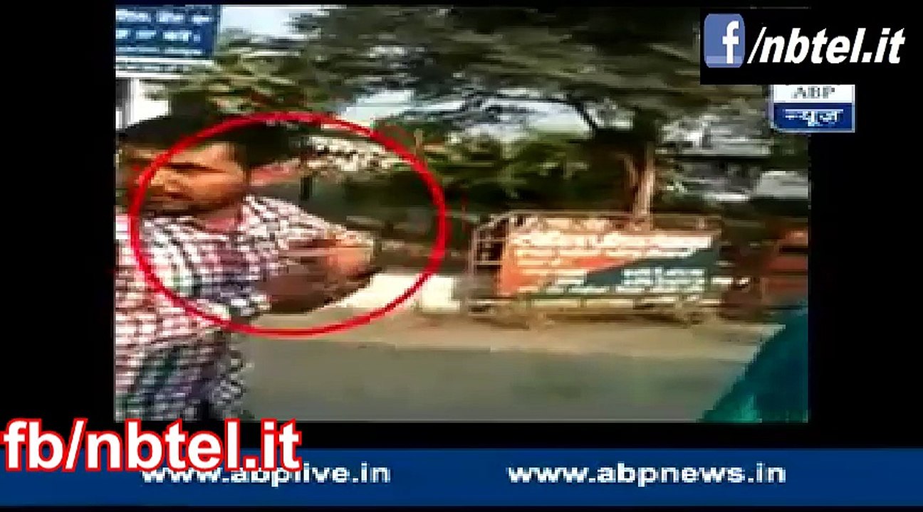 WHEN BADAL OWNED ORBIT BUS DRIVER BEAT UP POLICE OFFICER ON THE STREET