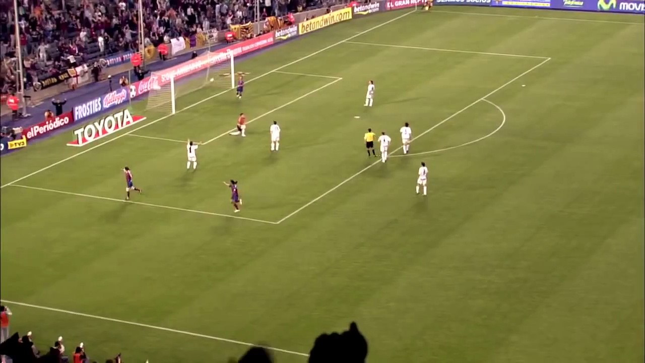 Leo messi first goal for barcelona