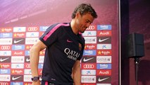 Luis Enrique antes del partido de Liga en Córdoba