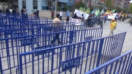 Asgari Ücret Herhalde Bin TL Gibi"