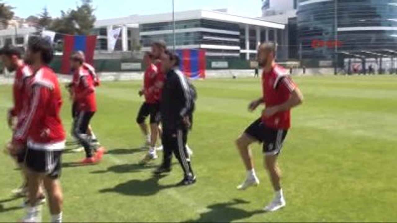 Kardemir Karabükspor, Puan Farkını 4'e İndirmek İstiyor