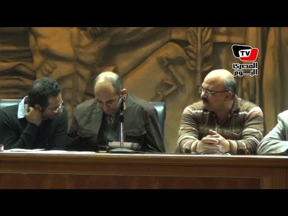 مضربو ٨ مارس يطالبون بالحد الأدنى للأجور