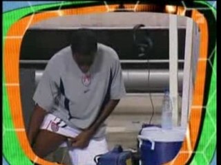 pisseur sur le banc Geovanni