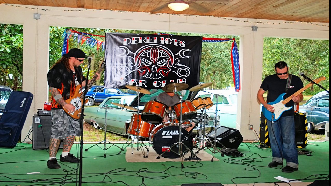 Rat Rods,  Pinup Girls, Vintage Cars,, Auto show at Indian River Rumble By BlingMaster Polish