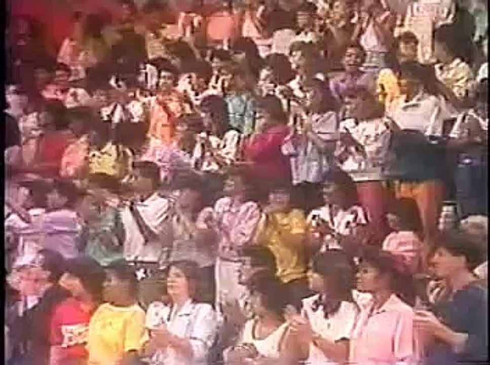 Eddie Santiago - Tú me Quemas
