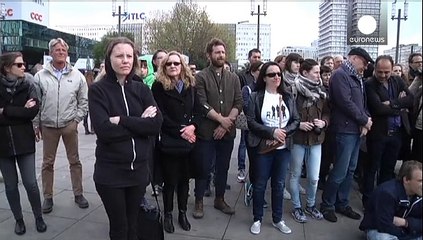 Snowden, Assange und Manning: Mobiles "Whistleblower"-Denkmal in Berlin