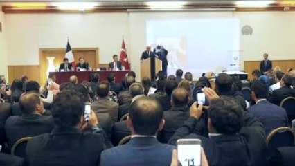 Bakan Işık, İş Adamları ve Bilim Adamlarıyla Bir Araya Geldi