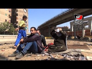 سكان عشش عزبة النخل يقضون الليل على الرصيف حتى استلام وحدات التسكين