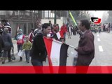 «بأمر الشعب» تجمع توقيعات للسيسي على مدخل «التحرير»