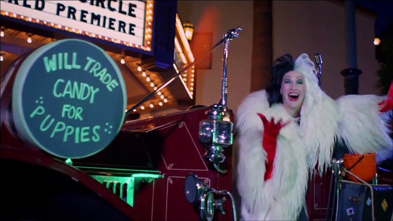 Disney Villains Take Over | Halloween Time at the Disneyland Resort