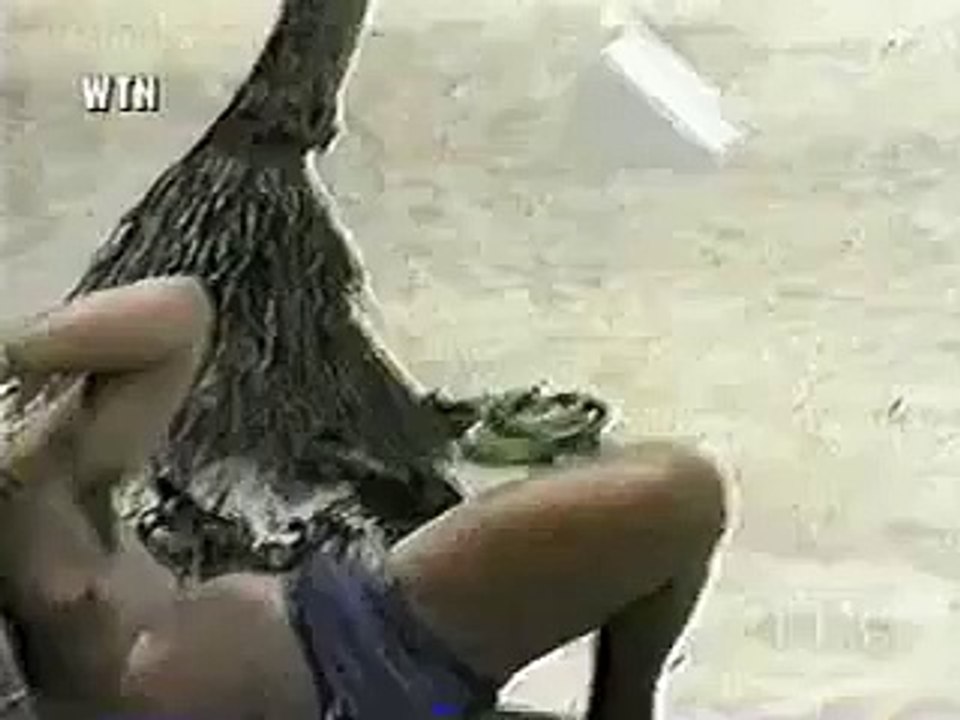 ohh!!!!     Plane Crashing