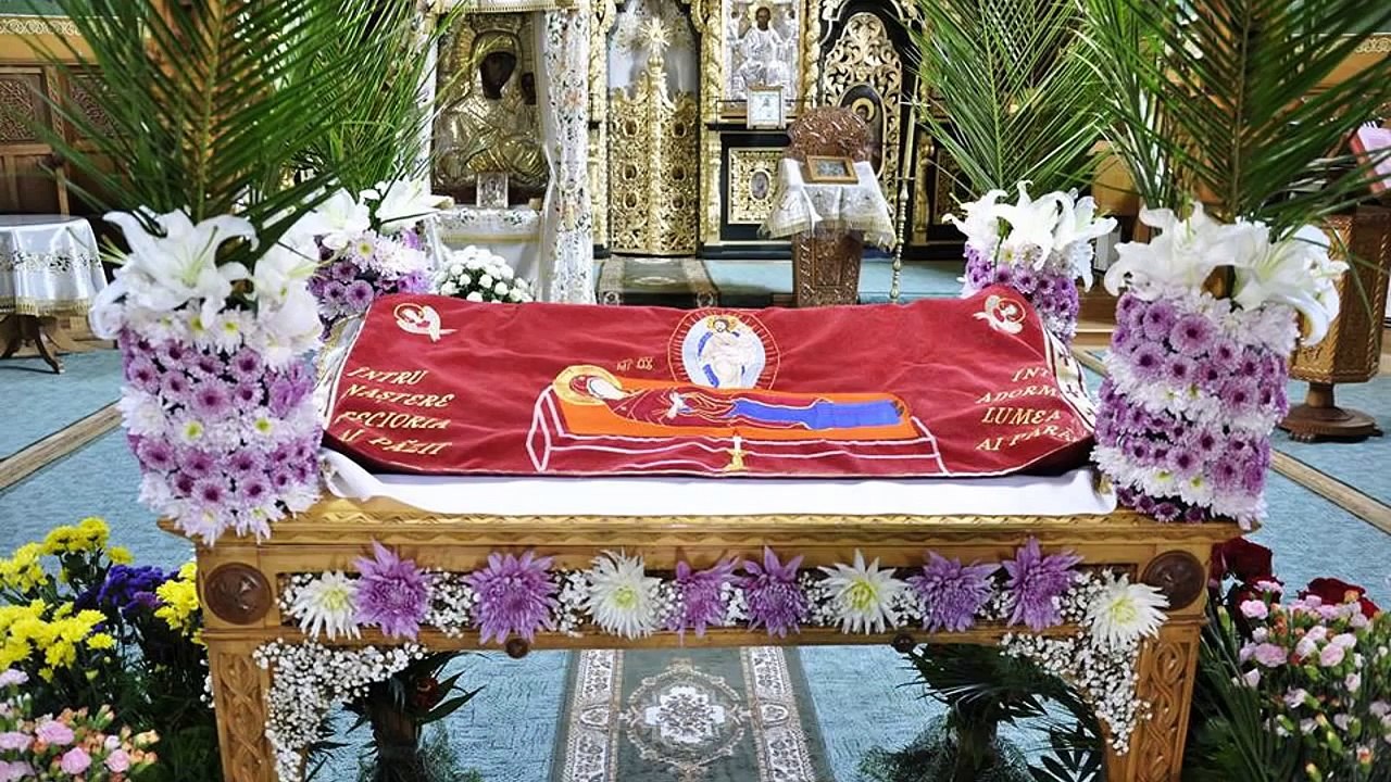 „Tatăl nostru”, de Vladimir Ciolac: Paula Seling și Corul Schitului Vovidenia-Neamț