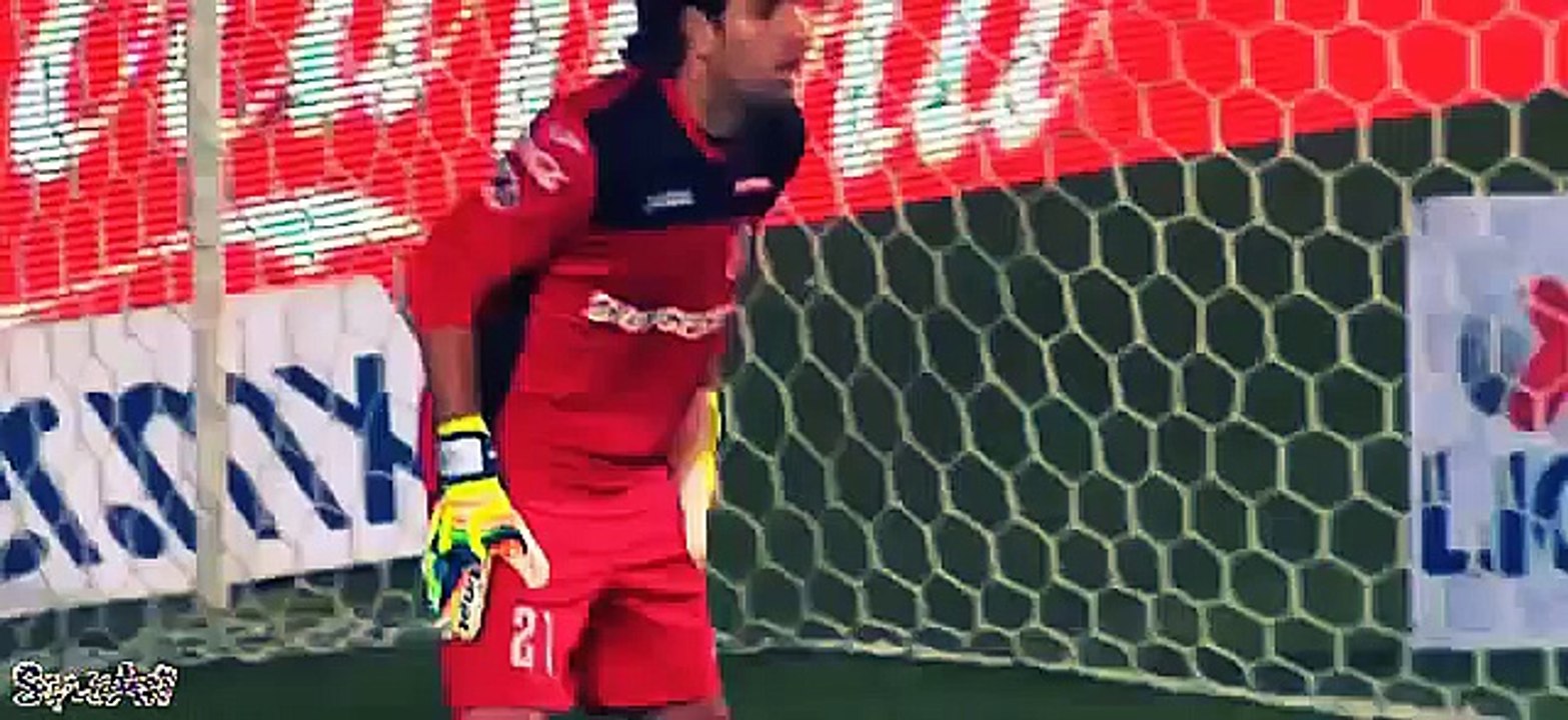 Gol Ronaldinho - Monarcas Morelia vs Queretaro 1-2 Liga MX 01-05-2015 HD