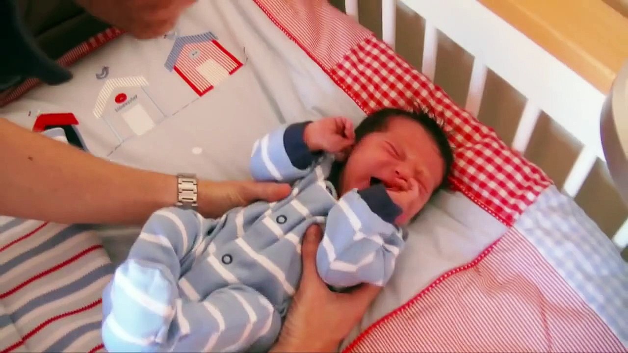 Newborn Baby's First Day Out. 1 week old baby boy.