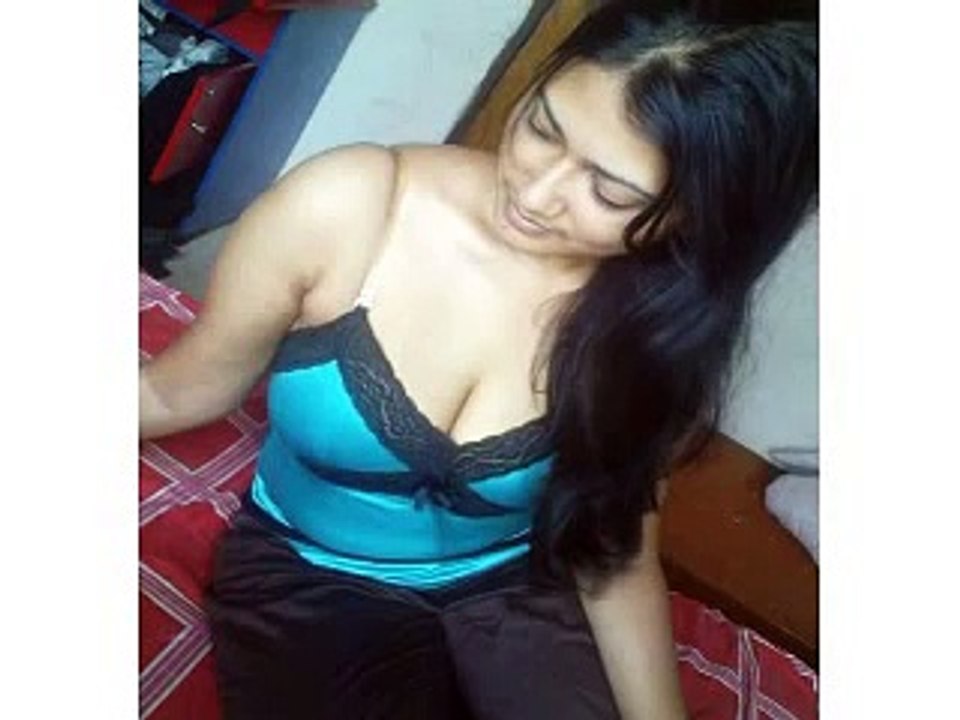 Bengali Bor Bou Hot Talking