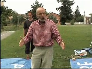 Comment bâcher les panneaux publicitaires