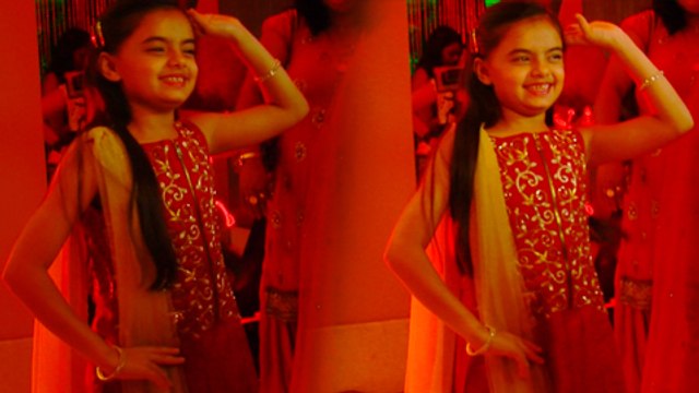 Ruhi aka Ruhanika Dhawan Happy At Karan Patel & Ankita Bhargava's Sangeet Ceremony