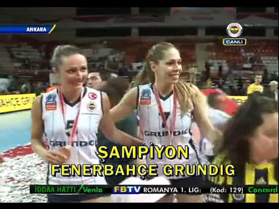 Elif Ağca Öner Röportajı - Şampiyon Fenerbahçe Grundig Kupa Töreni