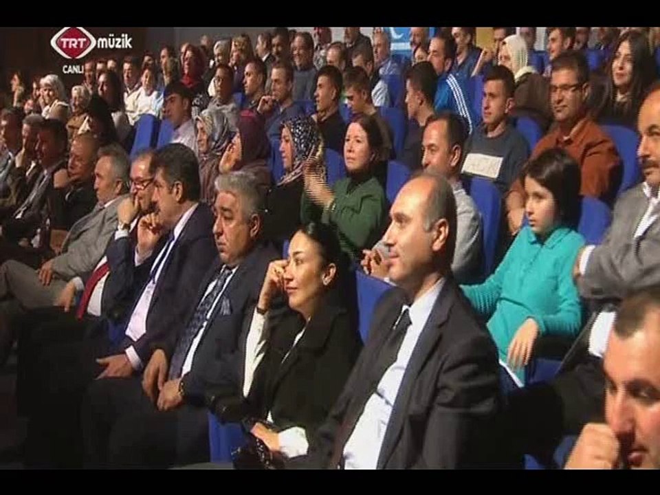 Tuncay KEMERTAŞ-Ayağın da dar şalvar-Şef:Ömer Hayri UZUN