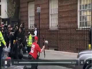 Royal Baby: Duchess gives birth to a girl