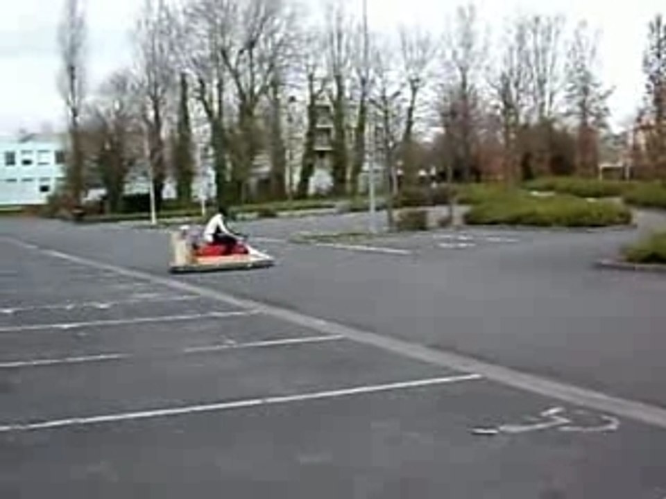 Notre aéroglisseur :-)