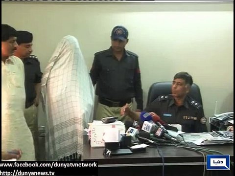 Dunya News - Rao Anwar escapes murder attempt on Malir Link Road