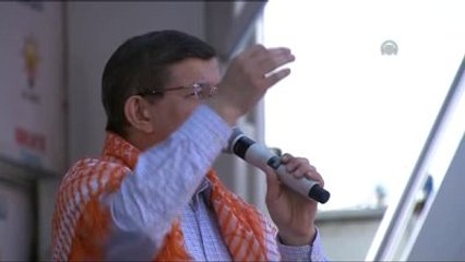 Davutoğlu: "Tek Hedefleri Var AK Parti'yi Durdurmak"